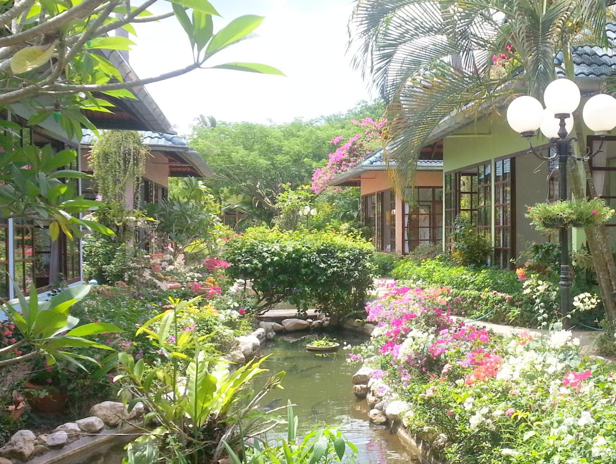 Ekman Garden Resort Sichon Exteriér fotografie